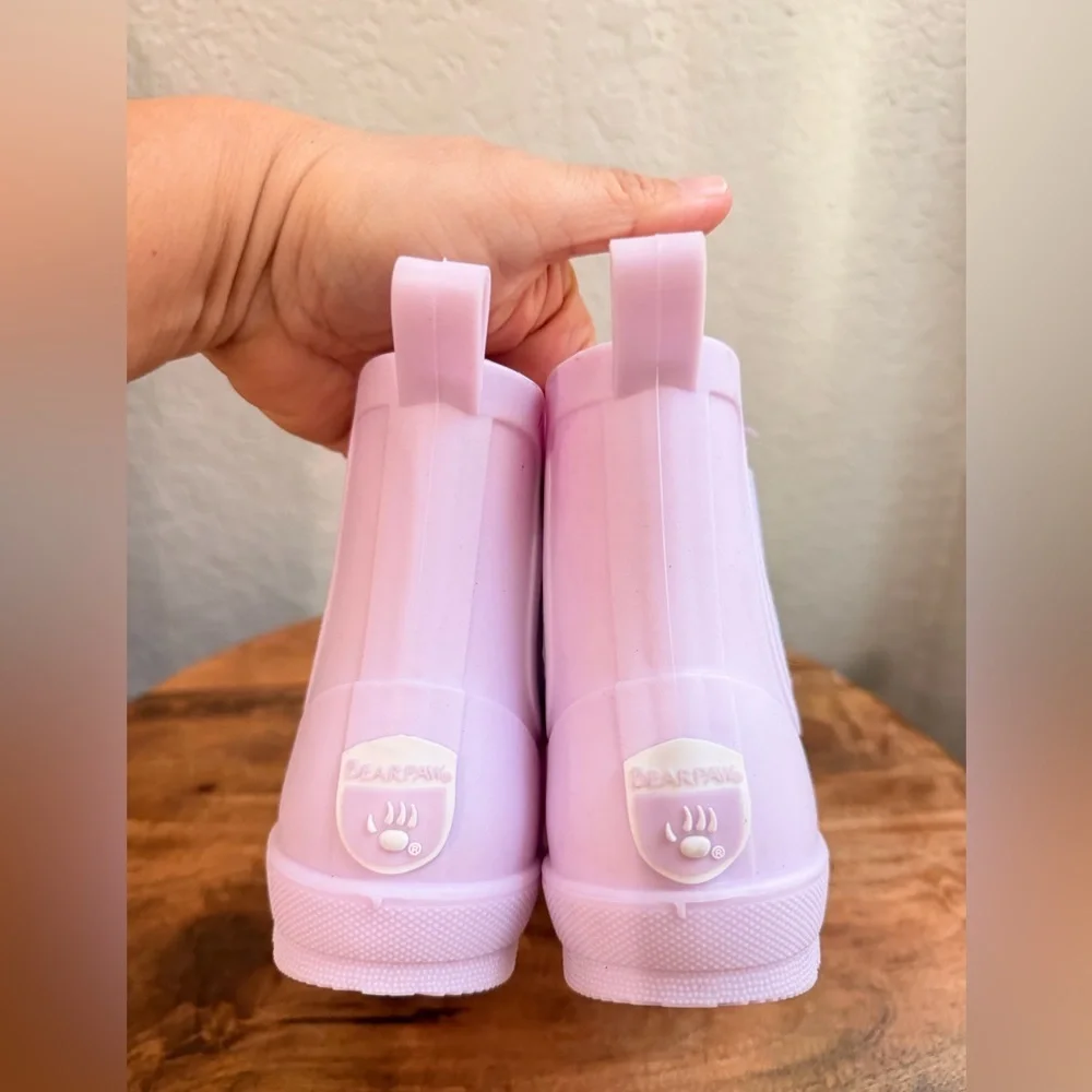 BEARPAW Toddler and Kids' Chelsea Rain size 12 like new condition